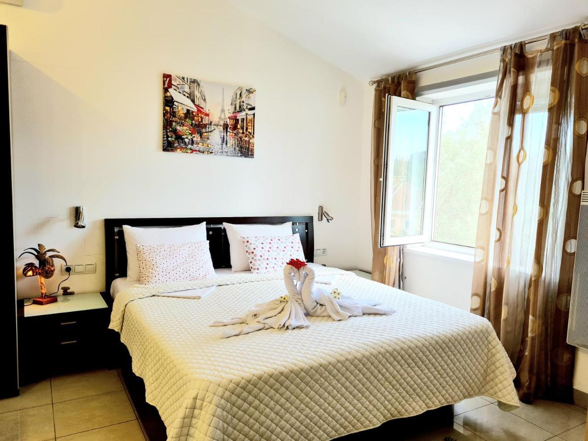Olive Garden Apartment Petrovac المظهر الخارجي الصورة