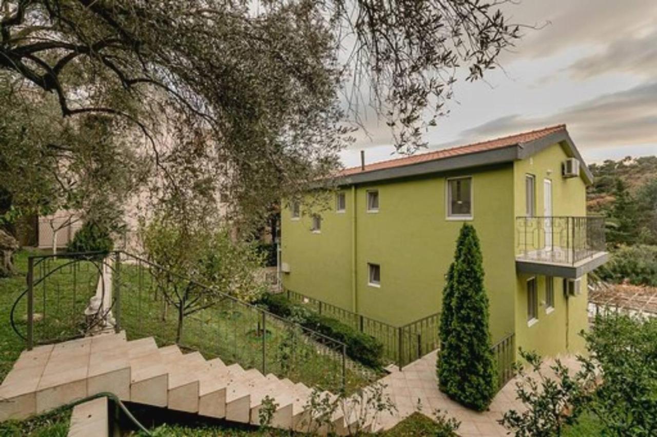 Olive Garden Apartment Petrovac المظهر الخارجي الصورة